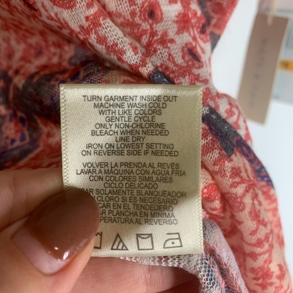 Kate & Sam Short Sleeve V Neck Sheer T-Shirt - Picture 10 of 11